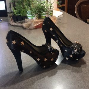 Super cute pair of Naughty Monkey 5 inch heels